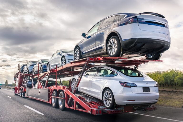 “Blue Gas” Batteries Could Make Your Neighbor’s Tesla Obsolete