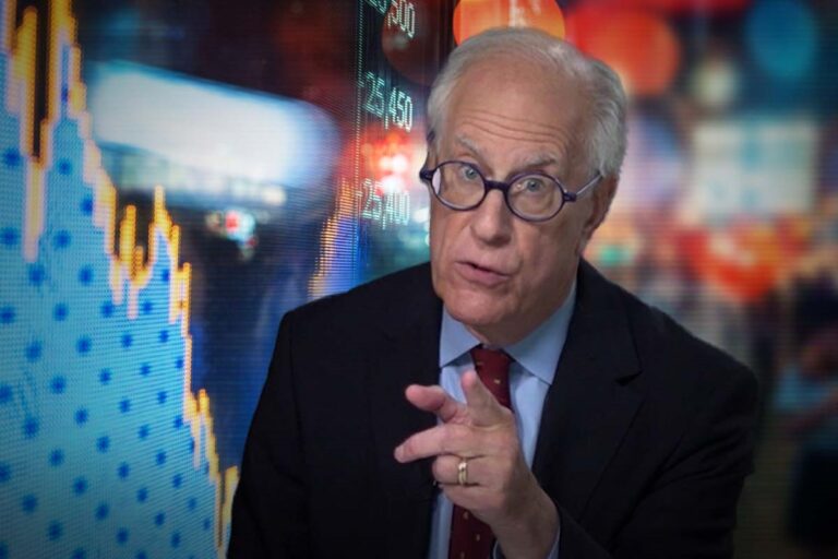Wall Street Legend Warns:<br>“A Strange Day Is Coming to America”